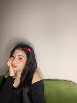 Snapshot of MiMi_0293 chatting on 02-03-26, 02:55 MiMi 0293 online show from 02-03-26, 02:55