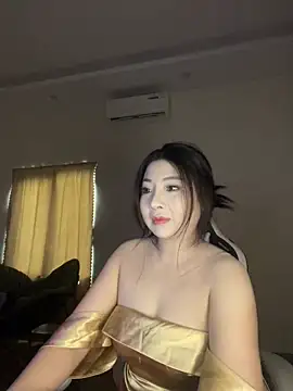 Snapshot of MiMi_0293 chatting on 02-09-26, 06:17 MiMi 0293 online show from 02-09-26, 06:17