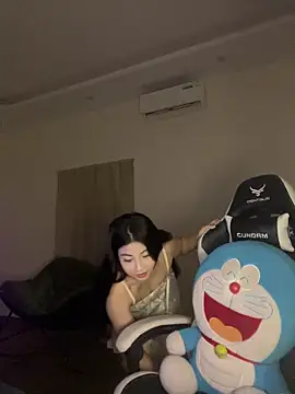 Snapshot of MiMi_0293 chatting on 02-12-26, 02:23 MiMi 0293 online show from 02-12-26, 02:23