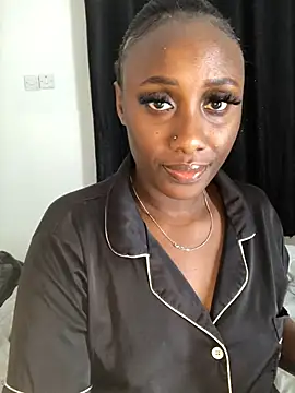 Lola kims online show from 02-05-25, 01:54