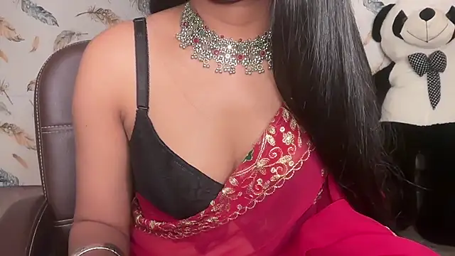 Snapshot of ridhima_ranii chatting on 10-31-25, 06:20 ridhima ranii online show from 10-31-25, 06:20