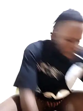 Snapshot of Super-star254 chatting on 02-11-26, 05:23 Super-star254 online show from 02-11-26, 05:23