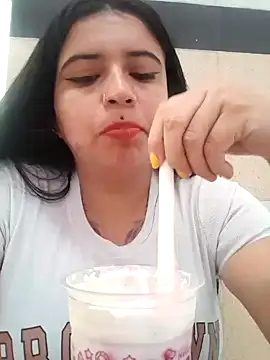 Snapshot of Devilsweet17 chatting on 12-11-24, 09:23 Devilsweet17 online show from 12-11-24, 09:23