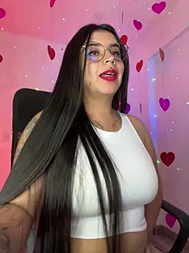 Snapshot of Devilsweet17 chatting on 02-13-25, 04:43 Devilsweet17 online show from 02-13-25, 04:43