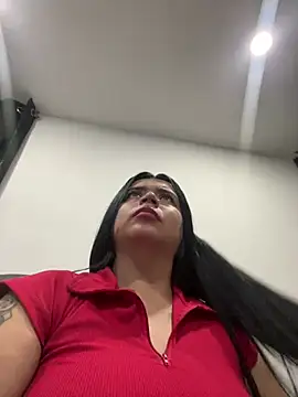 Snapshot of Devilsweet17 chatting on 02-28-25, 11:34 Devilsweet17 online show from 02-28-25, 11:34