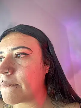 Snapshot of Devilsweet17 chatting on 09-17-25, 06:31 Devilsweet17 online show from 09-17-25, 06:31