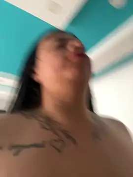 Snapshot of Devilsweet17 chatting on 10-24-25, 03:19 Devilsweet17 online show from 10-24-25, 03:19