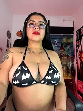 Snapshot of Devilsweet17 chatting on 11-01-25, 12:45 Devilsweet17 online show from 11-01-25, 12:45