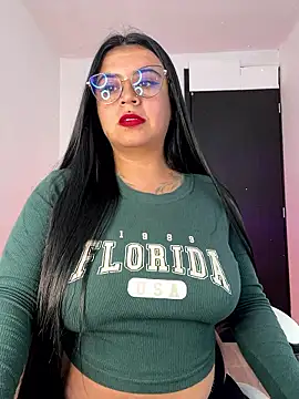 Snapshot of Devilsweet17 chatting on 01-16-26, 08:35 Devilsweet17 online show from 01-16-26, 08:35