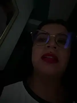 Snapshot of Devilsweet17 chatting on 02-01-26, 04:11 Devilsweet17 online show from 02-01-26, 04:11