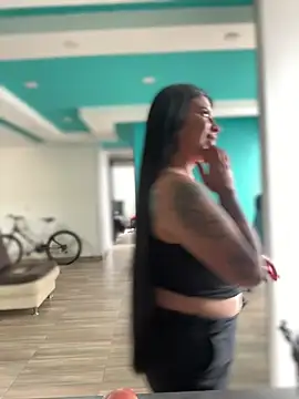 Snapshot of Devilsweet17 chatting on 02-21-26, 05:36 Devilsweet17 online show from 02-21-26, 05:36