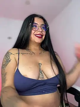 Snapshot of Devilsweet17 chatting on 03-10-26, 08:58 Devilsweet17 online show from 03-10-26, 08:58