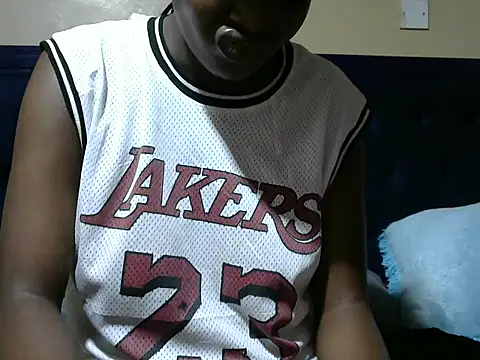 Snapshot of Creamy_dolly chatting on 03-03-26, 01:23 Creamy dolly online show from 03-03-26, 01:23