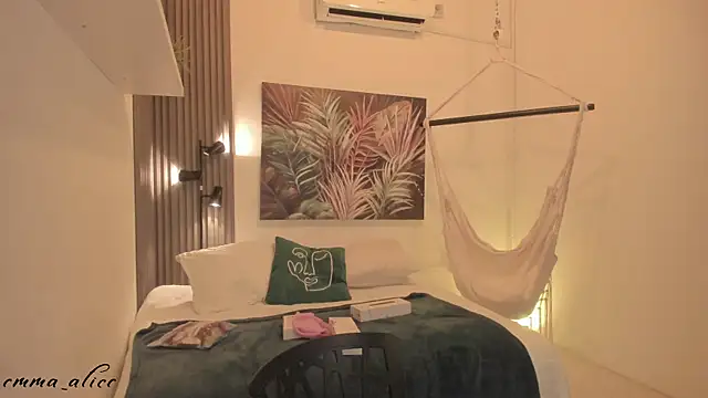 emma alice  online show from 09-26-25, 12:09