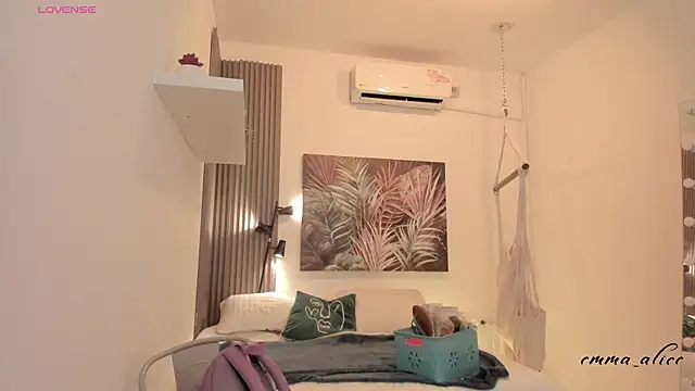 emma alice  online show from 10-17-25, 12:19