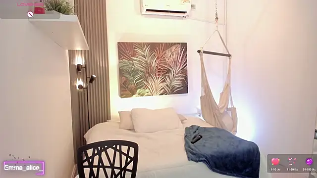 emma alice  online show from 01-12-26, 10:42