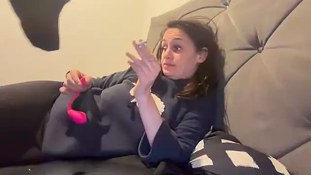 Snapshot of JeSuisUnTapin chatting on 01-09-26, 12:57 JeSuisUnTapin online show from 01-09-26, 12:57