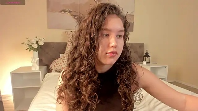 Ariella Sol online show from 07-25-26, 01:04