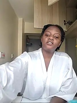 Snapshot of Africancaramel-45 chatting on 09-17-25, 06:37 Africancaramel-45 online show from 09-17-25, 06:37