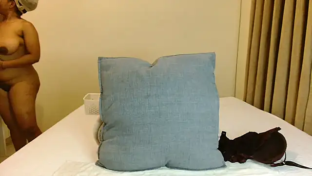 Snapshot of ALEXABOUJEE95 chatting on 02-27-25, 03:25 ALEXABOUJEE95 online show from 02-27-25, 03:25