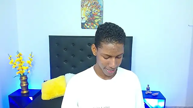 Snapshot of maiki18_ chatting on 10-04-25, 02:26 maiki18  online show from 10-04-25, 02:26