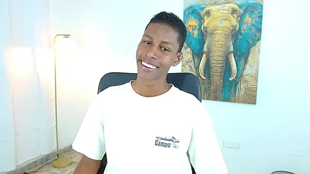 Snapshot of maiki18_ chatting on 10-16-25, 08:54 maiki18  online show from 10-16-25, 08:54