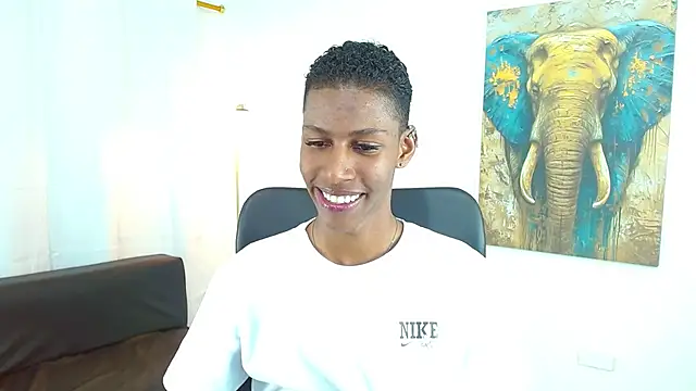 Snapshot of maiki18_ chatting on 11-21-25, 08:51 maiki18 online show from 11-21-25, 08:51