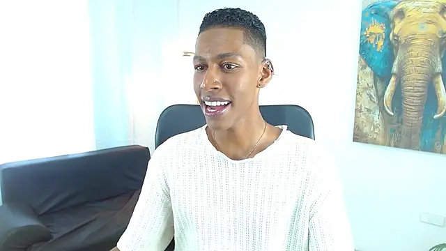 Snapshot of maiki18_ chatting on 02-07-26, 08:34 maiki18 online show from 02-07-26, 08:34