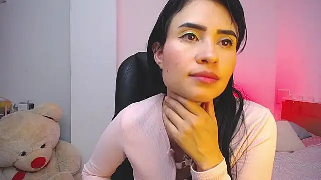 keelly richaardson1 online show from 02-19-25, 04:23