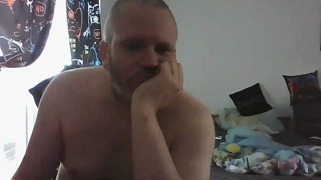 ShyBoy1982 online show from 05-10-26, 01:16