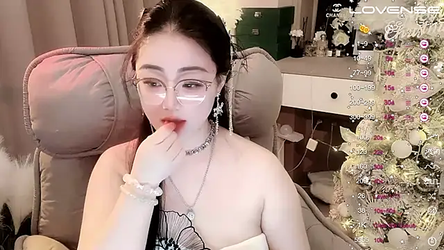 Snapshot of Monica-888 chatting on 01-19-25, 09:55 Monica-888 online show from 01-19-25, 09:55
