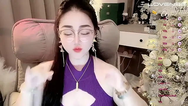 Snapshot of Monica-888 chatting on 01-20-25, 09:43 Monica-888 online show from 01-20-25, 09:43
