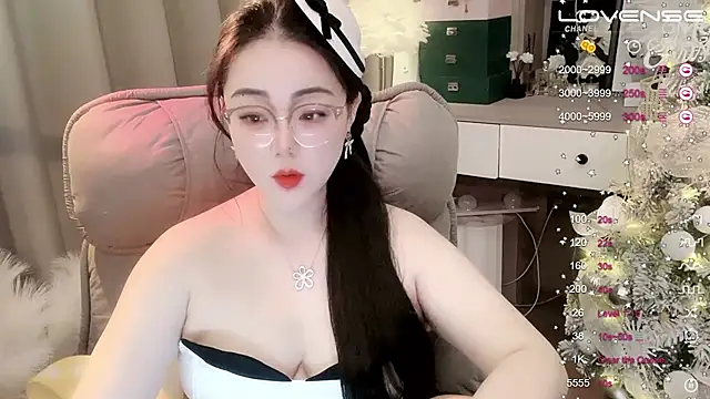 Snapshot of Monica-888 chatting on 01-26-25, 06:48 Monica-888 online show from 01-26-25, 06:48