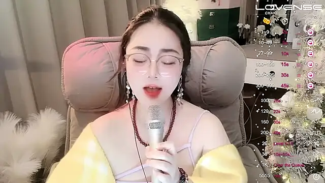 Snapshot of Monica-888 chatting on 01-28-25, 10:01 Monica-888 online show from 01-28-25, 10:01