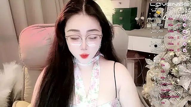 Snapshot of Monica-888 chatting on 02-01-25, 07:13 Monica-888 online show from 02-01-25, 07:13