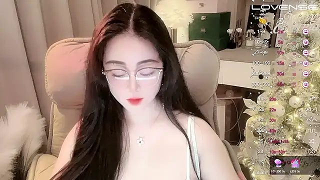 Snapshot of Monica-888 chatting on 02-01-25, 10:23 Monica-888 online show from 02-01-25, 10:23