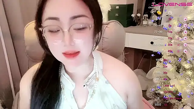 Snapshot of Monica-888 chatting on 02-07-25, 11:34 Monica-888 online show from 02-07-25, 11:34
