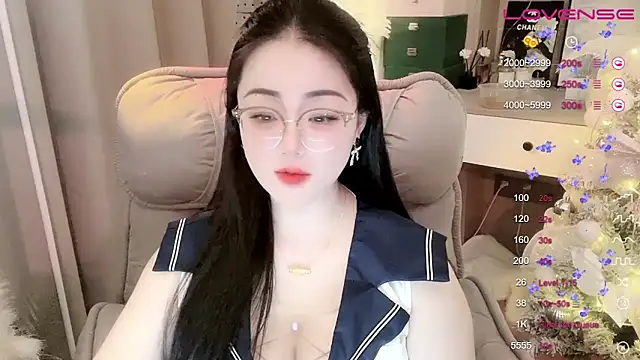 Snapshot of Monica-888 chatting on 02-09-25, 01:22 Monica-888 online show from 02-09-25, 01:22