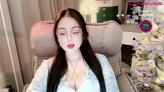 Snapshot of Monica-888 chatting on 02-11-25, 08:15 Monica-888 online show from 02-11-25, 08:15