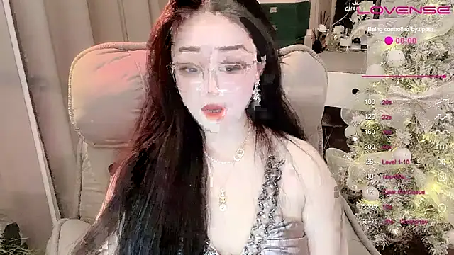 Snapshot of Monica-888 chatting on 02-28-25, 04:42 Monica-888 online show from 02-28-25, 04:42