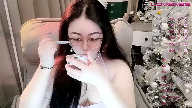 Snapshot of Monica-888 chatting on 03-02-25, 04:21 Monica-888 online show from 03-02-25, 04:21