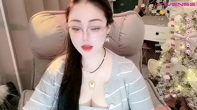 Snapshot of Monica-888 chatting on 03-09-25, 10:41 Monica-888 online show from 03-09-25, 10:41