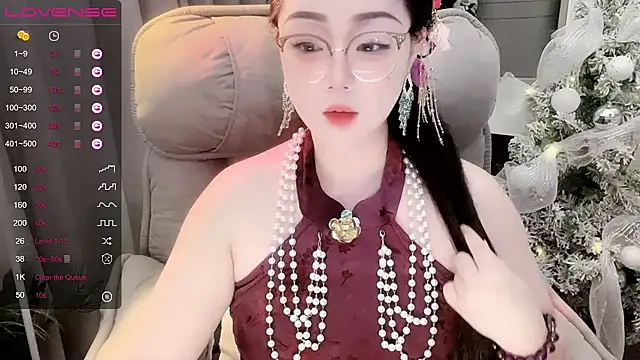 Snapshot of Monica-888 chatting on 09-12-25, 06:08 Monica-888 online show from 09-12-25, 06:08