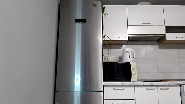 SierraSky  online show from 09-08-25, 05:12