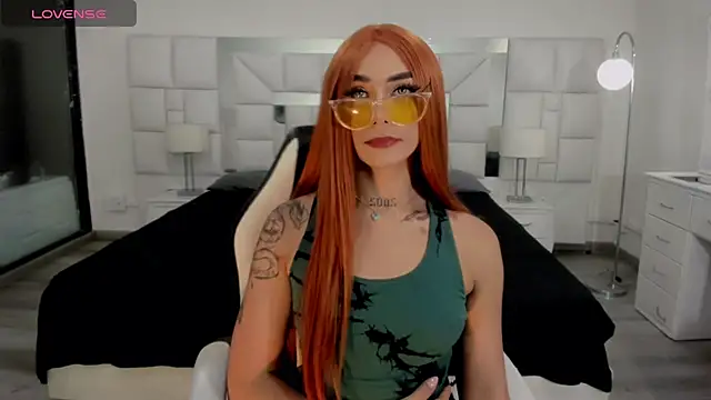 Snapshot of AdharaaMoon chatting on 11-10-25, 06:51 AdharaaMoon online show from 11-10-25, 06:51