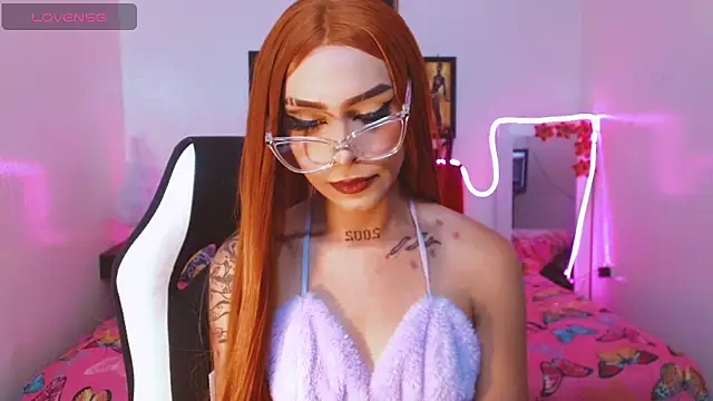 Snapshot of AdharaaMoon chatting on 11-28-25, 06:54 AdharaaMoon online show from 11-28-25, 06:54