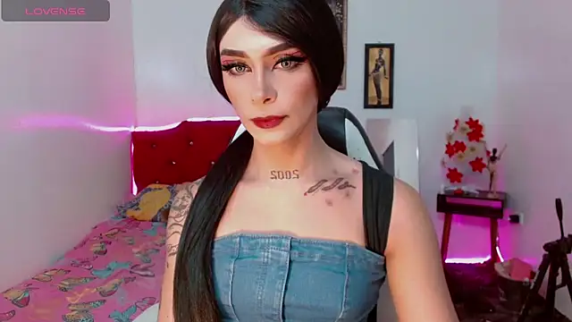 Snapshot of AdharaaMoon chatting on 12-20-25, 07:59 AdharaaMoon online show from 12-20-25, 07:59