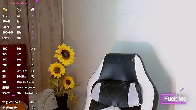 Snapshot of AdharaaMoon chatting on 02-18-26, 11:17 AdharaaMoon online show from 02-18-26, 11:17