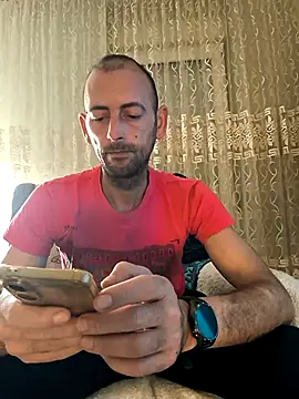 Snapshot of Cirkon1984 chatting on 02-13-25, 02:52 Cirkon1984 online show from 02-13-25, 02:52