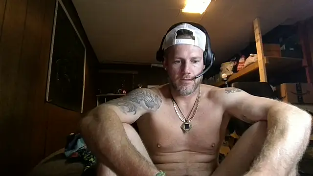 Snapshot of Freakslut007 chatting on 08-04-26, 07:33 Freakslut007 online show from 08-04-26, 07:33